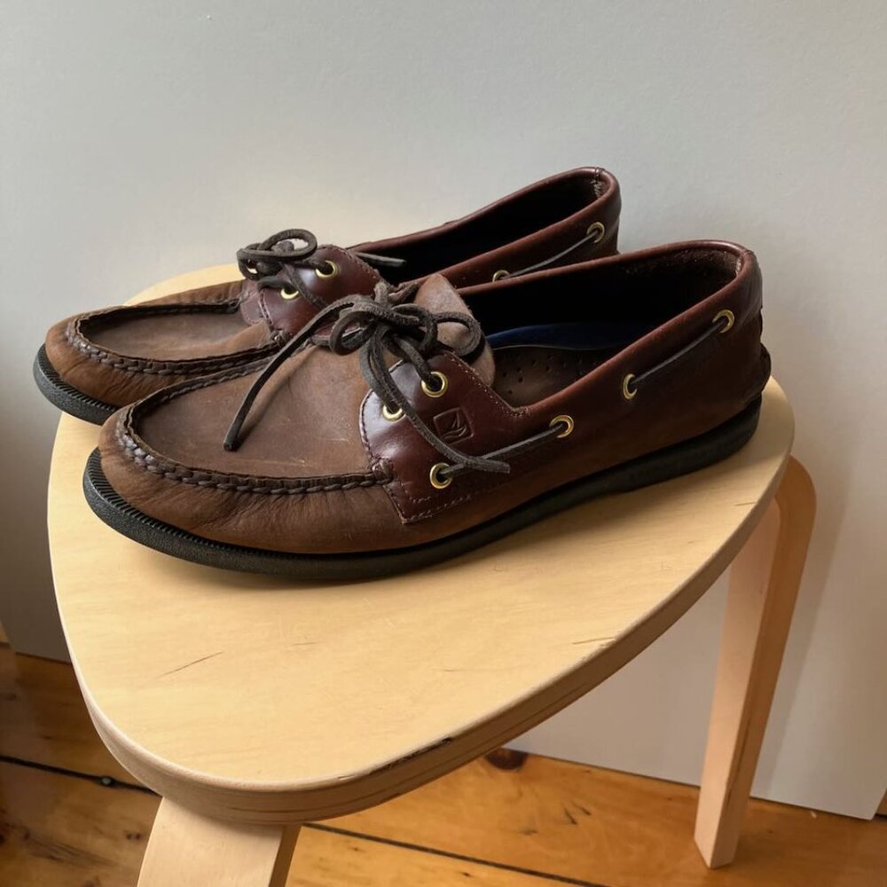 Sperry brown 9.5M boat shoes